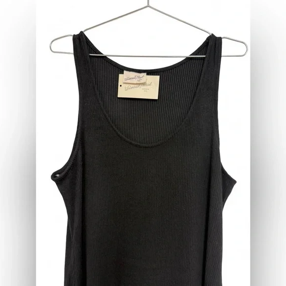 Universal Thread black ribbed knit maxi dress-NEW - Picture 2 of 5